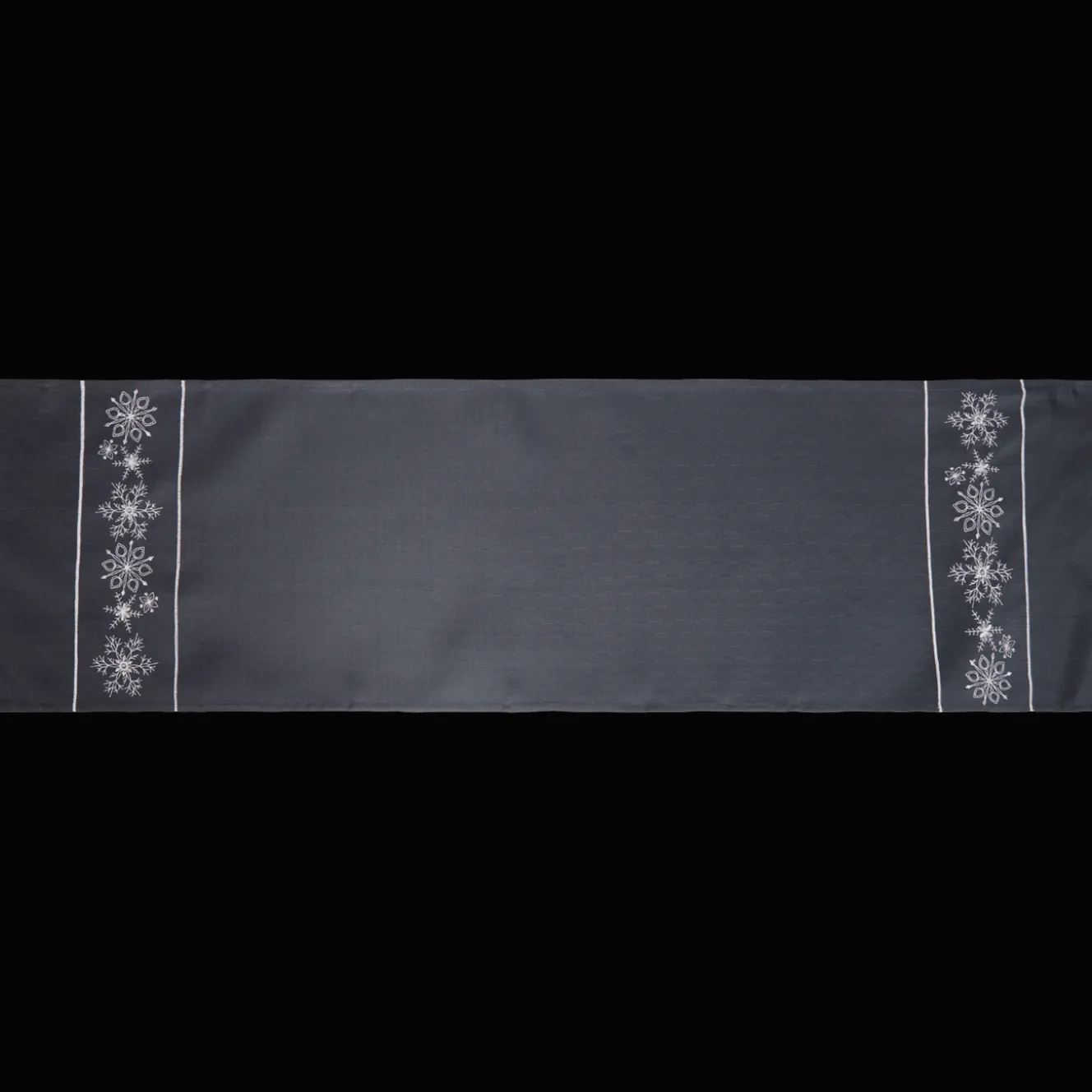 Geborduurde tafelloper