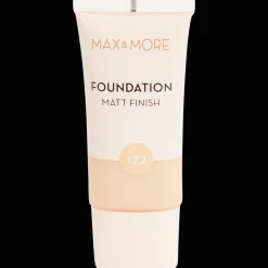 Max & More matt finish foundation