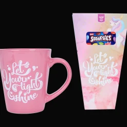 Mok met chocolade en cacao