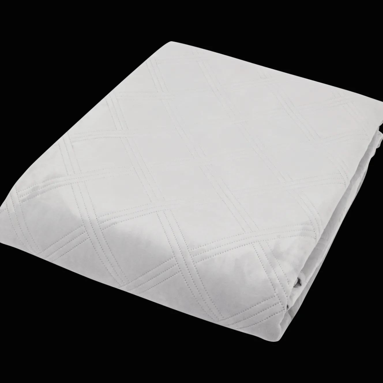 Studio Home velvet bedsprei